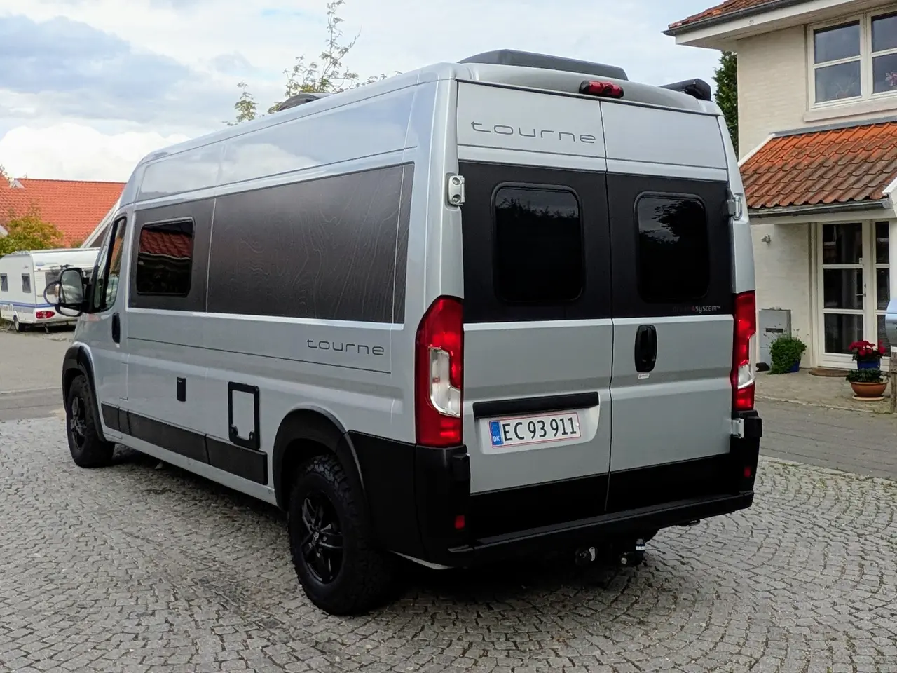 Billede 3 - Tourne 6.0 Silver edition vinter campervan. 
