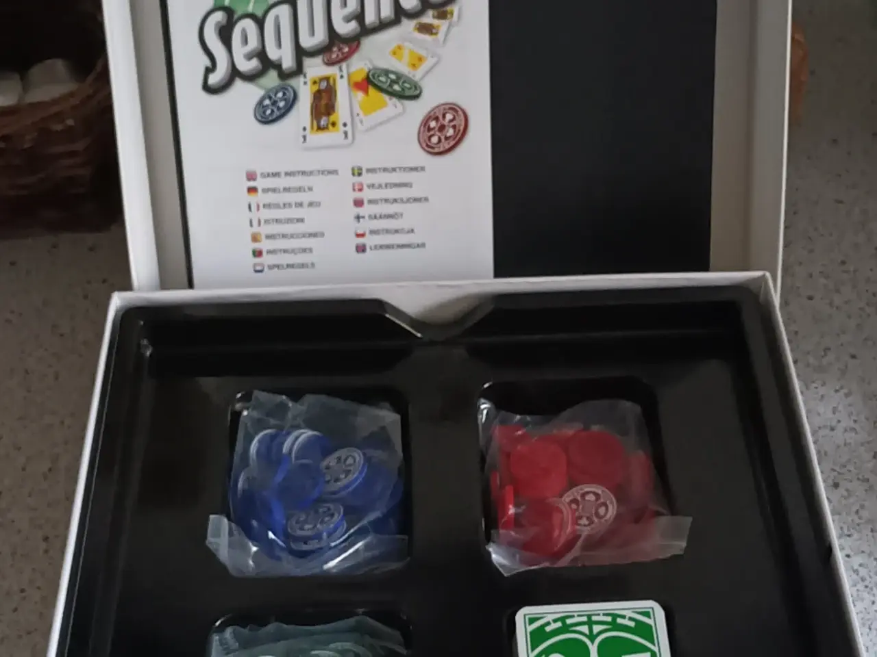 Billede 2 - Sequence og scrabble brætspil 