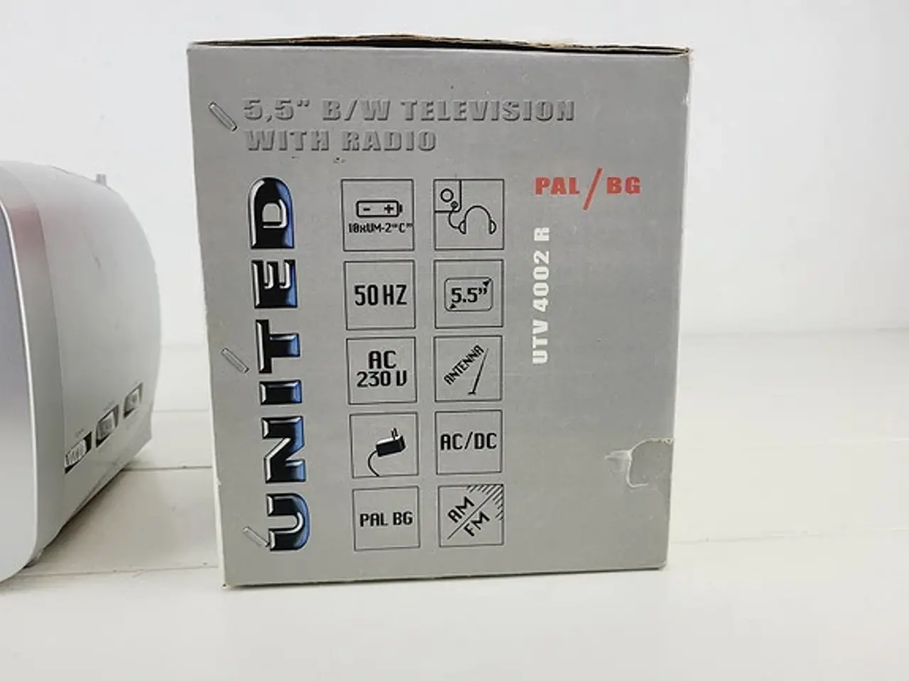 Billede 3 - Retro United UTV 4002R Mini tv og Radio