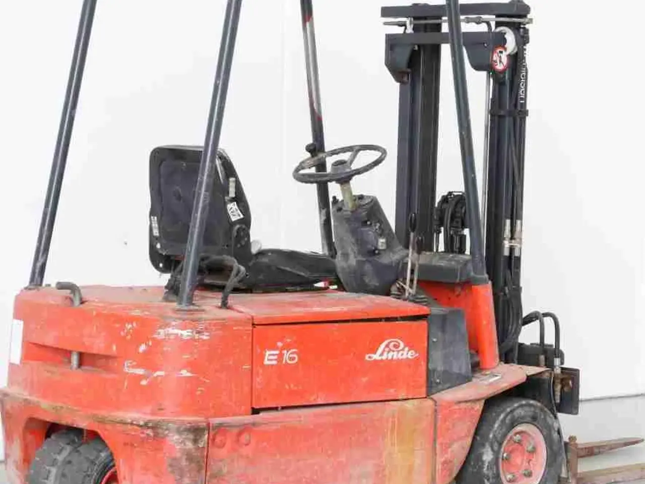 Billede 4 - Linde DEFEKTE Gaffeltruck div. KØBES !.