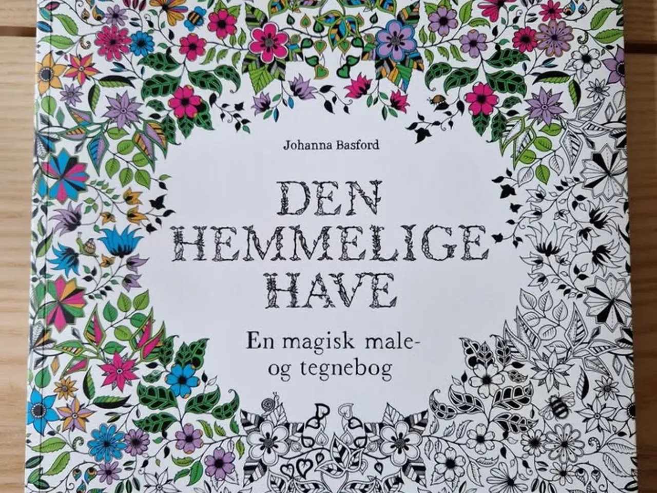 Billede 1 - Fin malebog: Den hemmelige have
