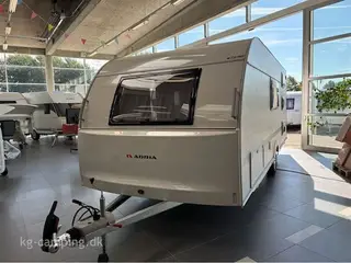2026 - Adria Aviva 563 PT Adria Aviva 563 PT - Rummelig vogn med 3 Køjer!