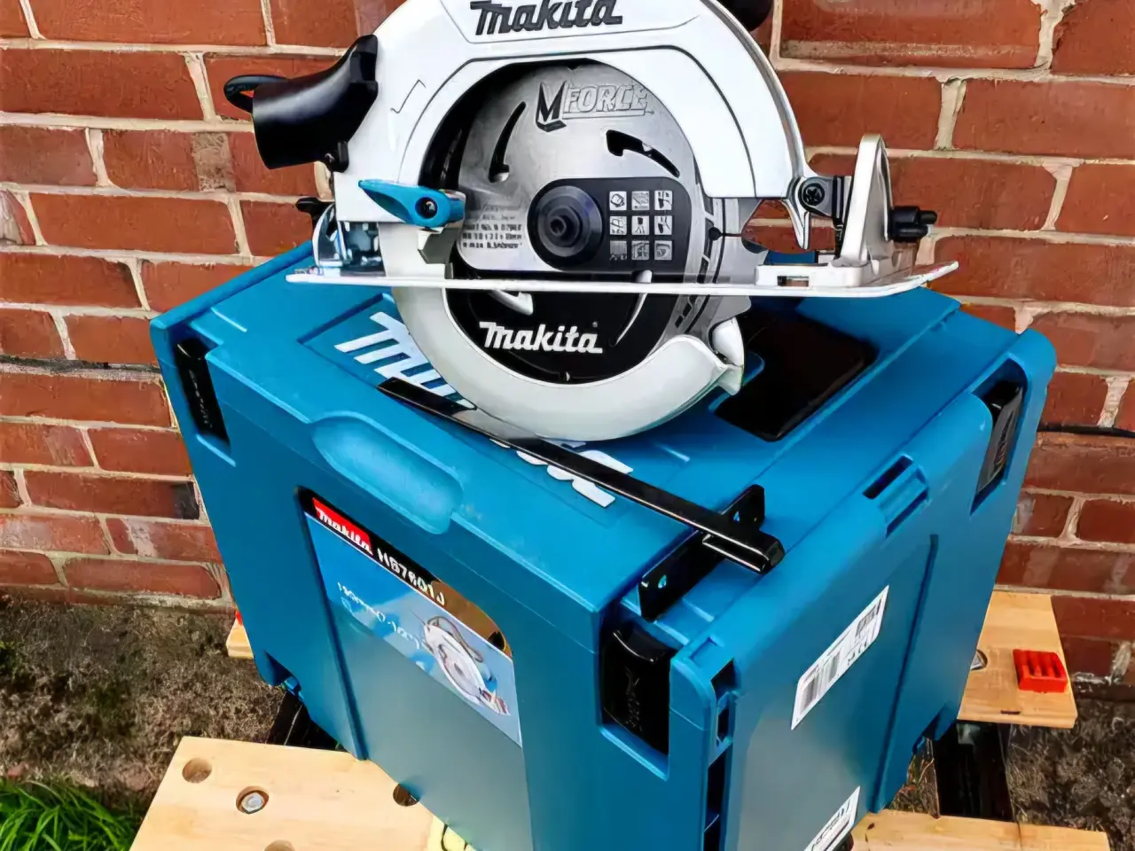Billede 1 - UDLEJES - Dewalt excentersliber 18V