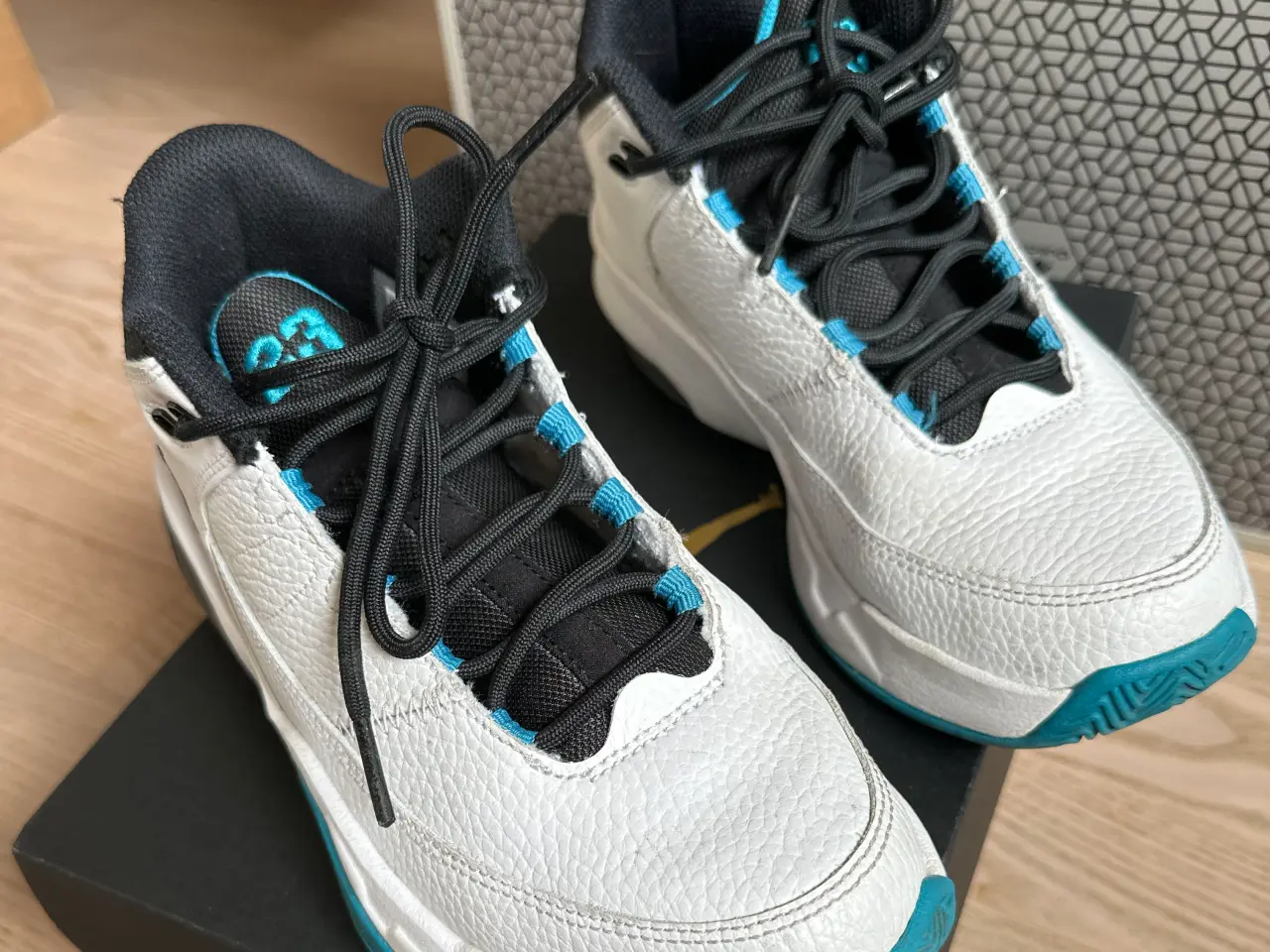 Billede 1 - Jordan air max aura 3 str. 36
