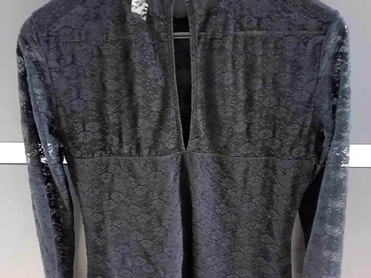 Billede 3 - Sort Bluse MH. Str M