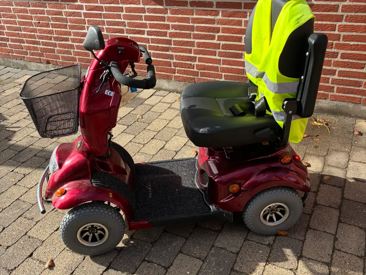 Billede 2 - Velholdt el scooter