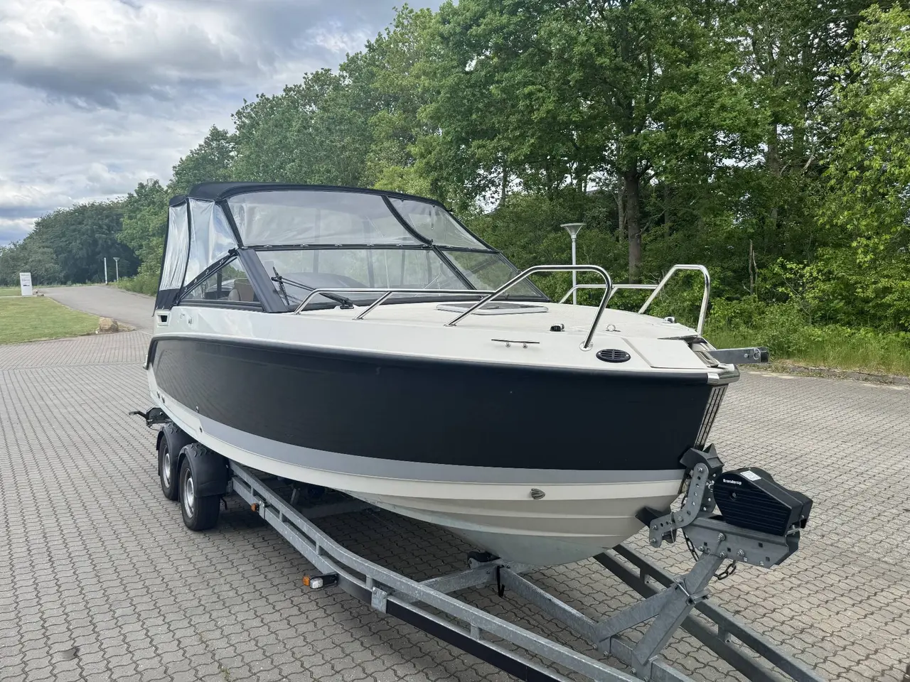 Billede 1 - Quicksilver 675 Activ Cruiser m/Mercury F225 og udstyr