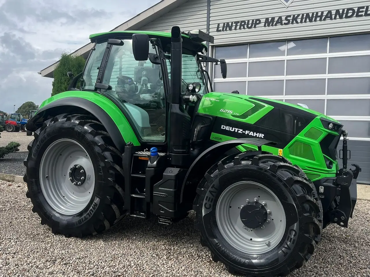 Billede 17 - Deutz-Fahr Agrotron 6215 TTV Med frontlift