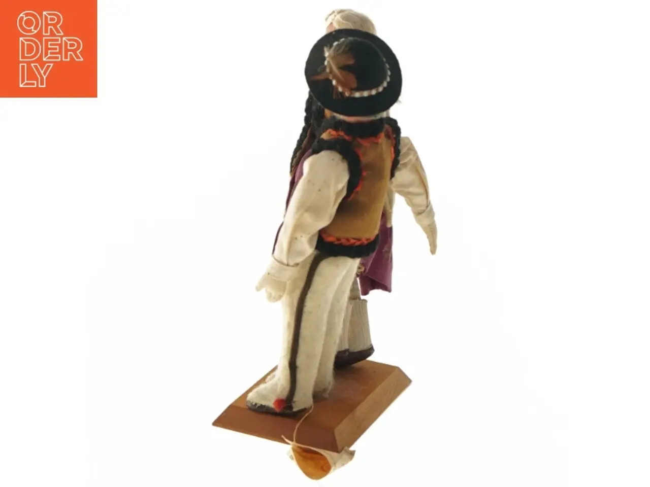 Billede 3 - Traditionelle dukker i folkedragt (str. 22 cm)