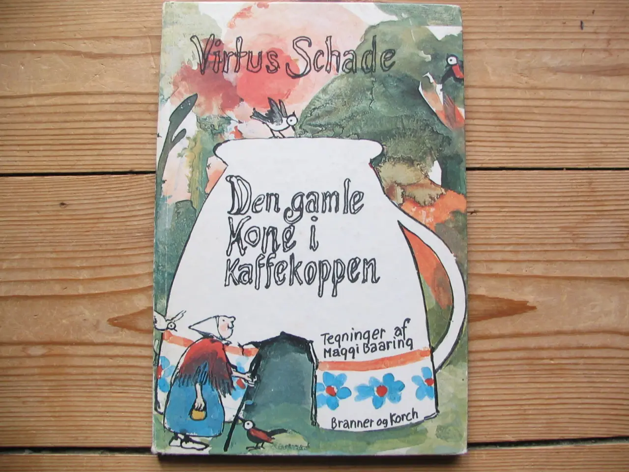 Billede 1 - Den gamle kone i kaffekoppen