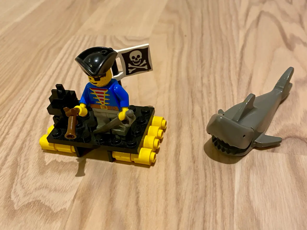 Billede 3 - Lego 6234 - Renegade’s Raft Pirates 1991