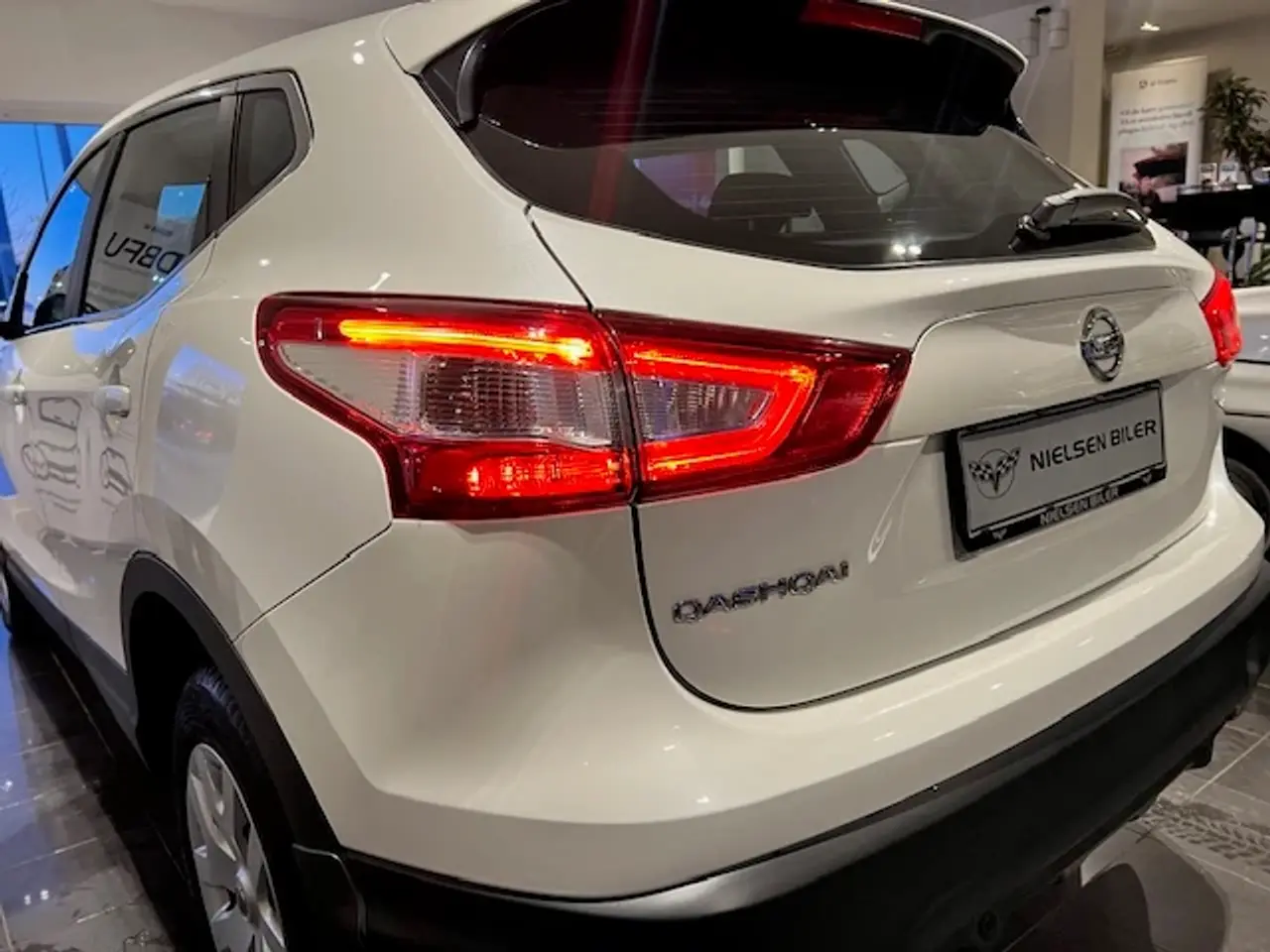 Billede 5 - Nissan Qashqai suv 1,2 i lav. km.! 