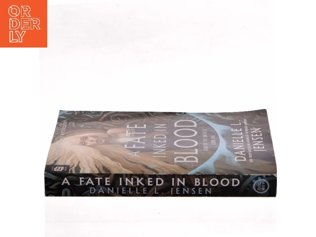 Billede 2 - A fate inked in blood af Danielle L. Jensen (Bog)