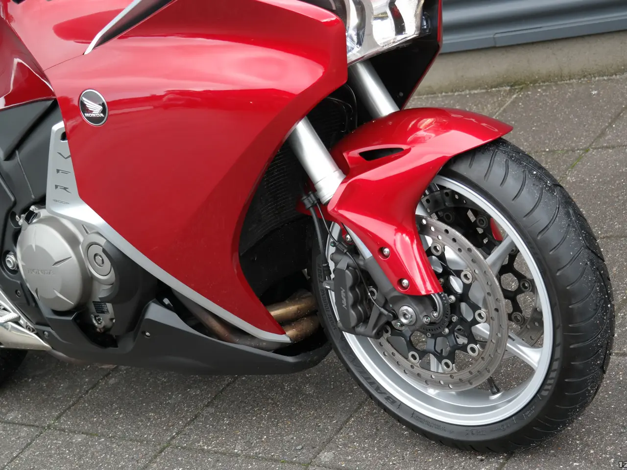 Billede 13 - Honda VFR 1200 F MC-SYD BYTTER GERNE