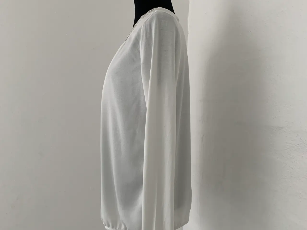 Billede 3 - Bluse str.40