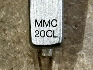 MMC20CL Pickup-Ombytning.