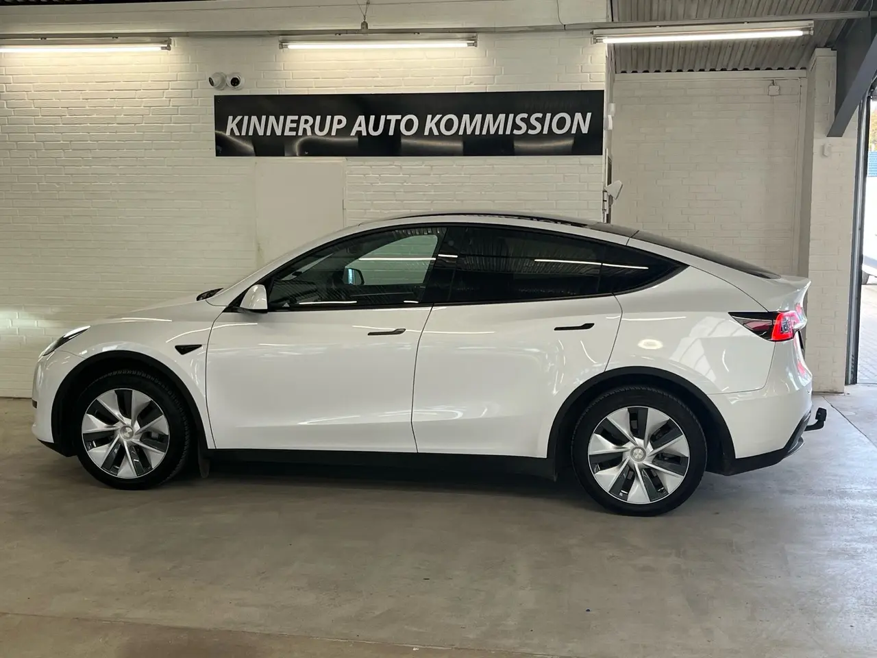 Billede 2 - Tesla Model Y EL RWD 299HK 5d Aut.