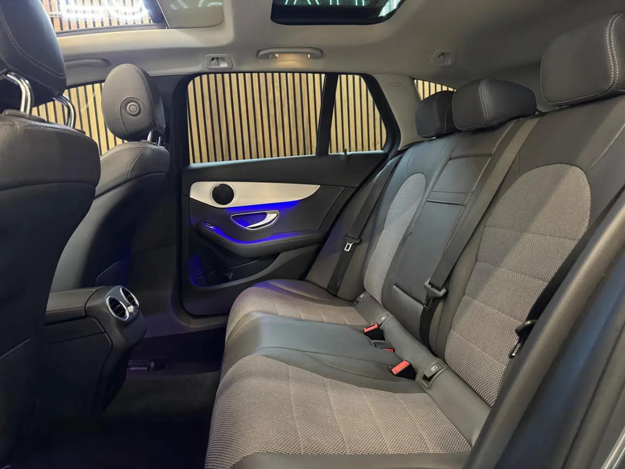 Billede 8 - Mercedes C300 de 2,0 Avantgarde stc. aut.