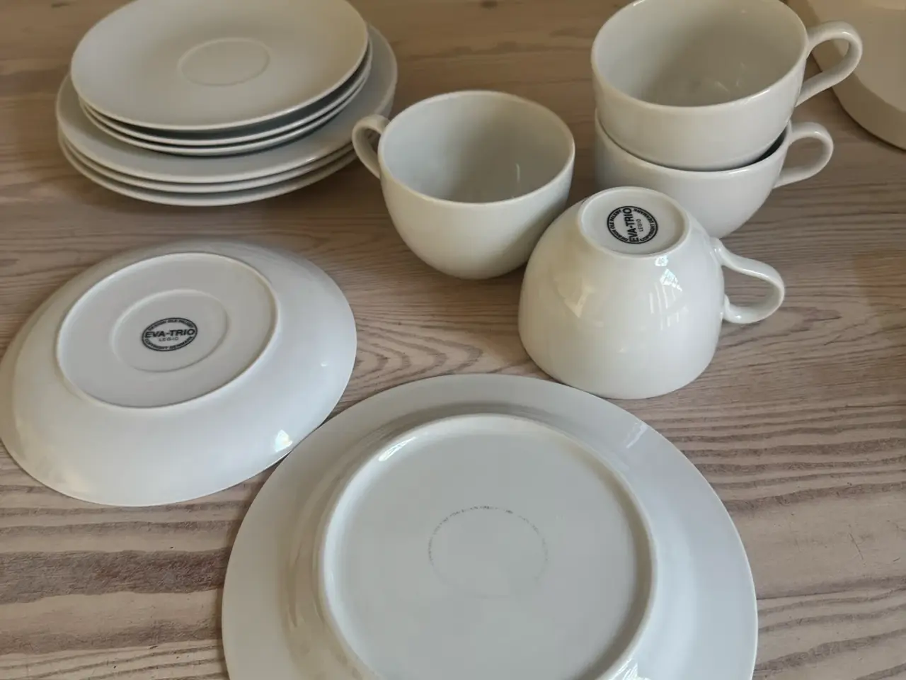 Billede 1 - Eva trio legio kopper/underkopper og kagetallerken