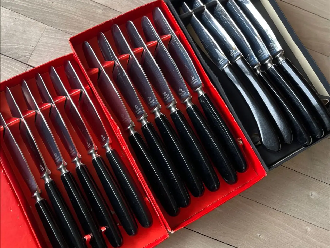 Billede 1 - Raadvad knive med sort skaft