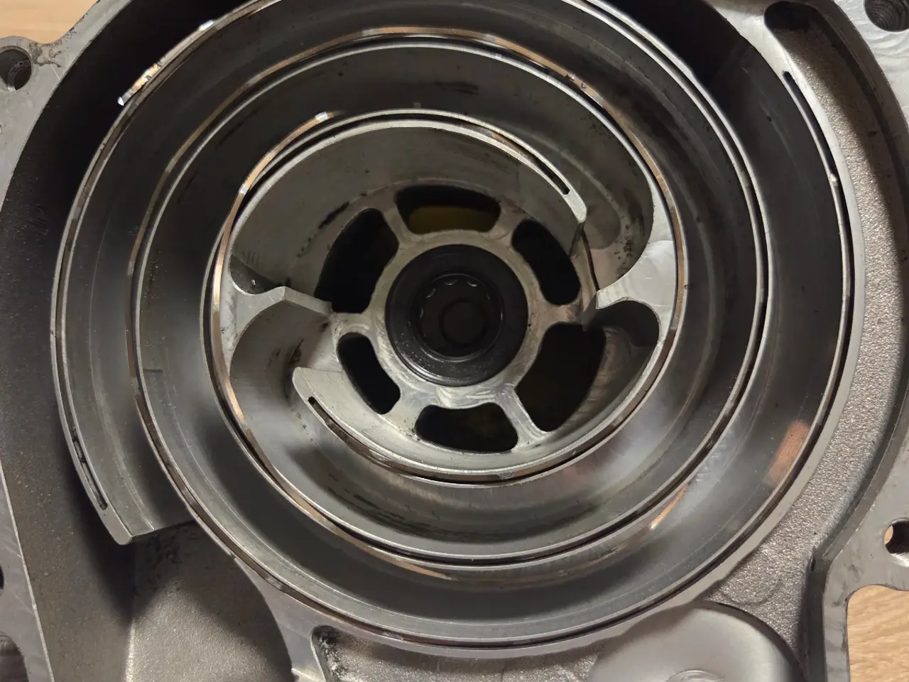 Billede 16 - Sælger 2x originale VW Polo G40 ladere (052 145 40