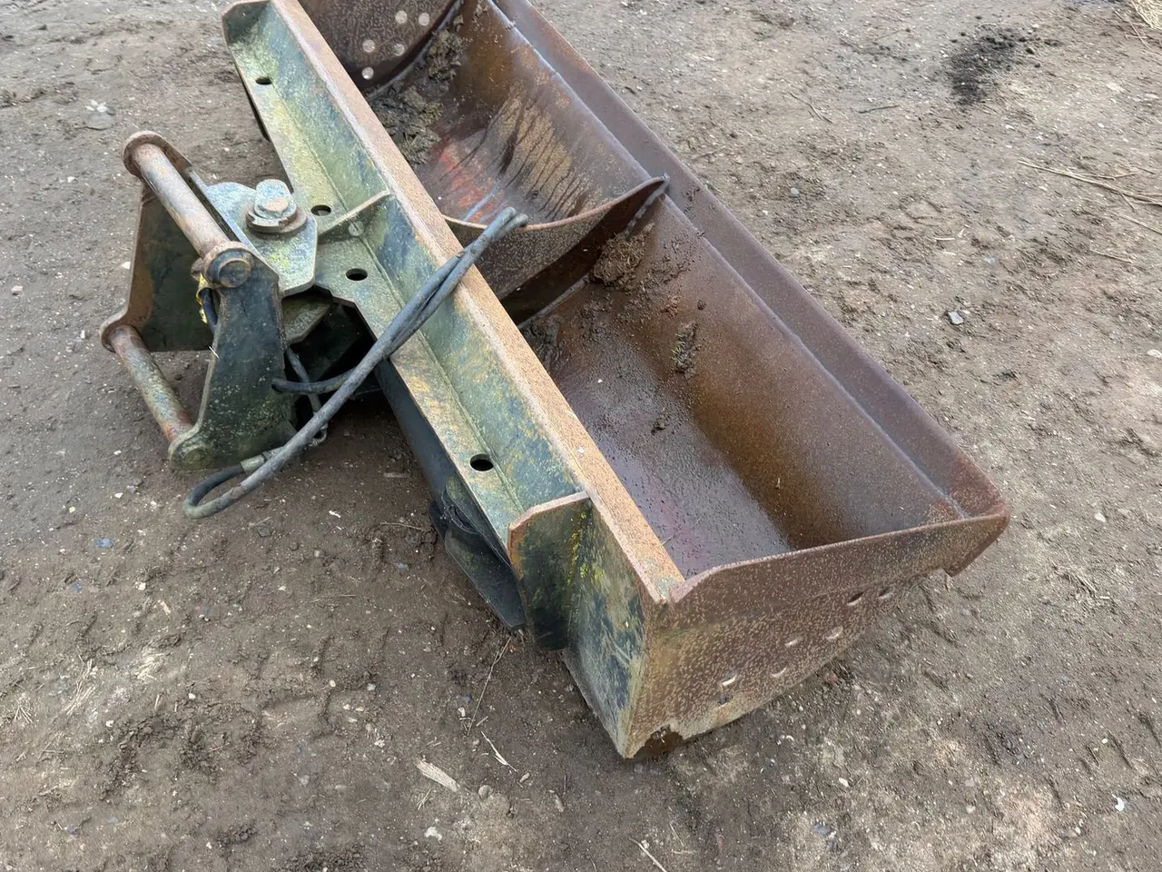 Billede 3 - - - - Bagskovl 180 cm med tilt - Hydrema Beslag