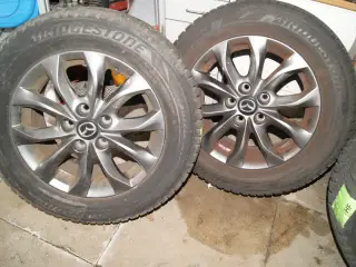 Bridgestone dæk 16 tommer fra 2008 til Mazda 3