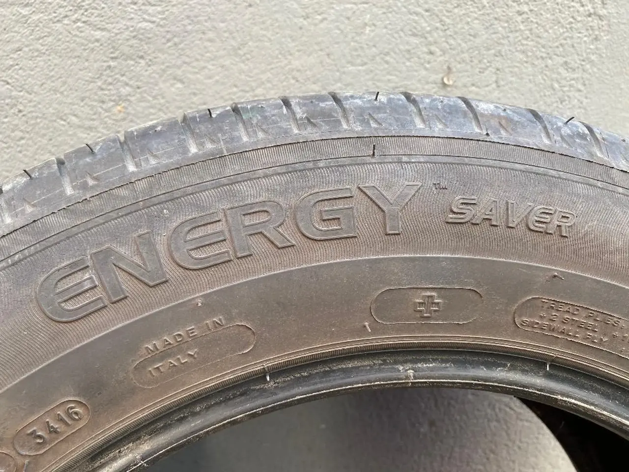 Billede 2 - Sommerdæk michelin energy saver 215/60/16