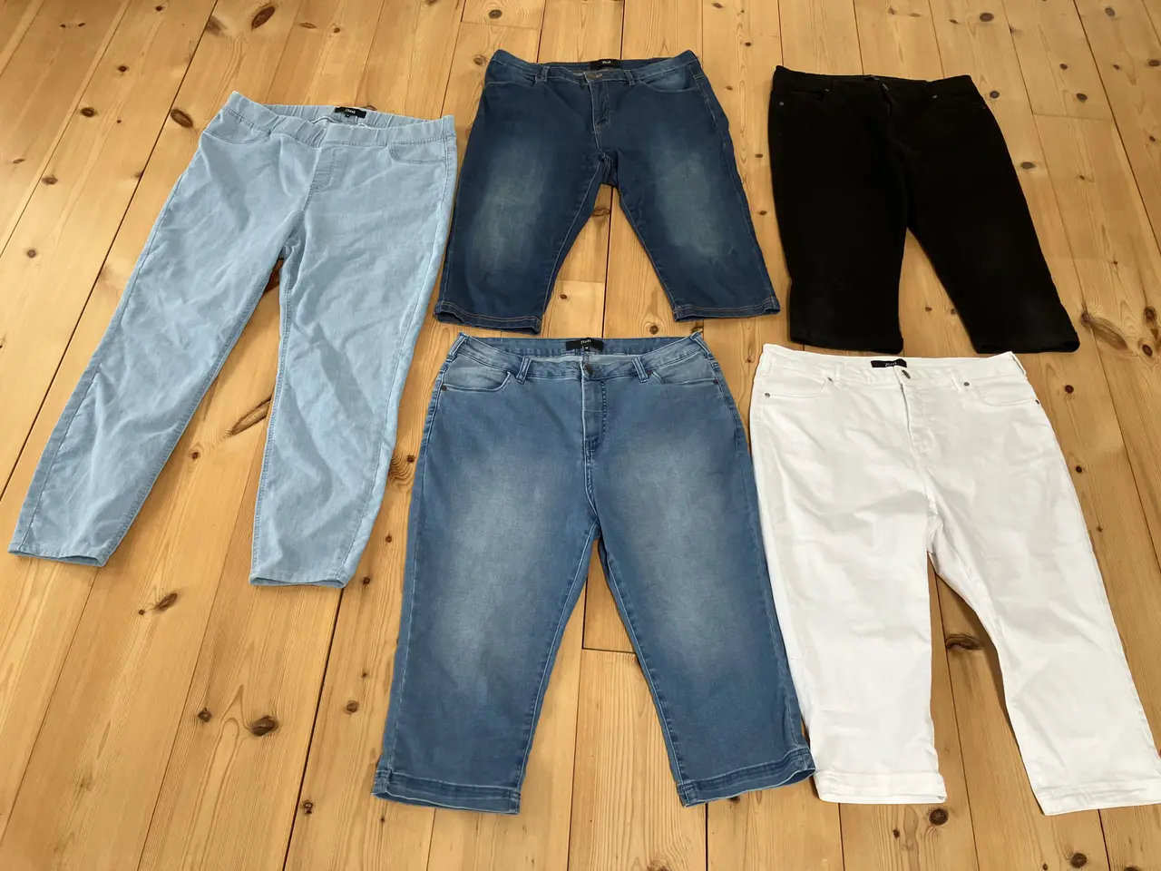 Billede 2 - Zizzi bukser og knickers