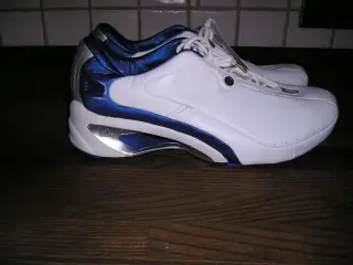 Løbesko Adidas SL Runner 4 str. 44, nye