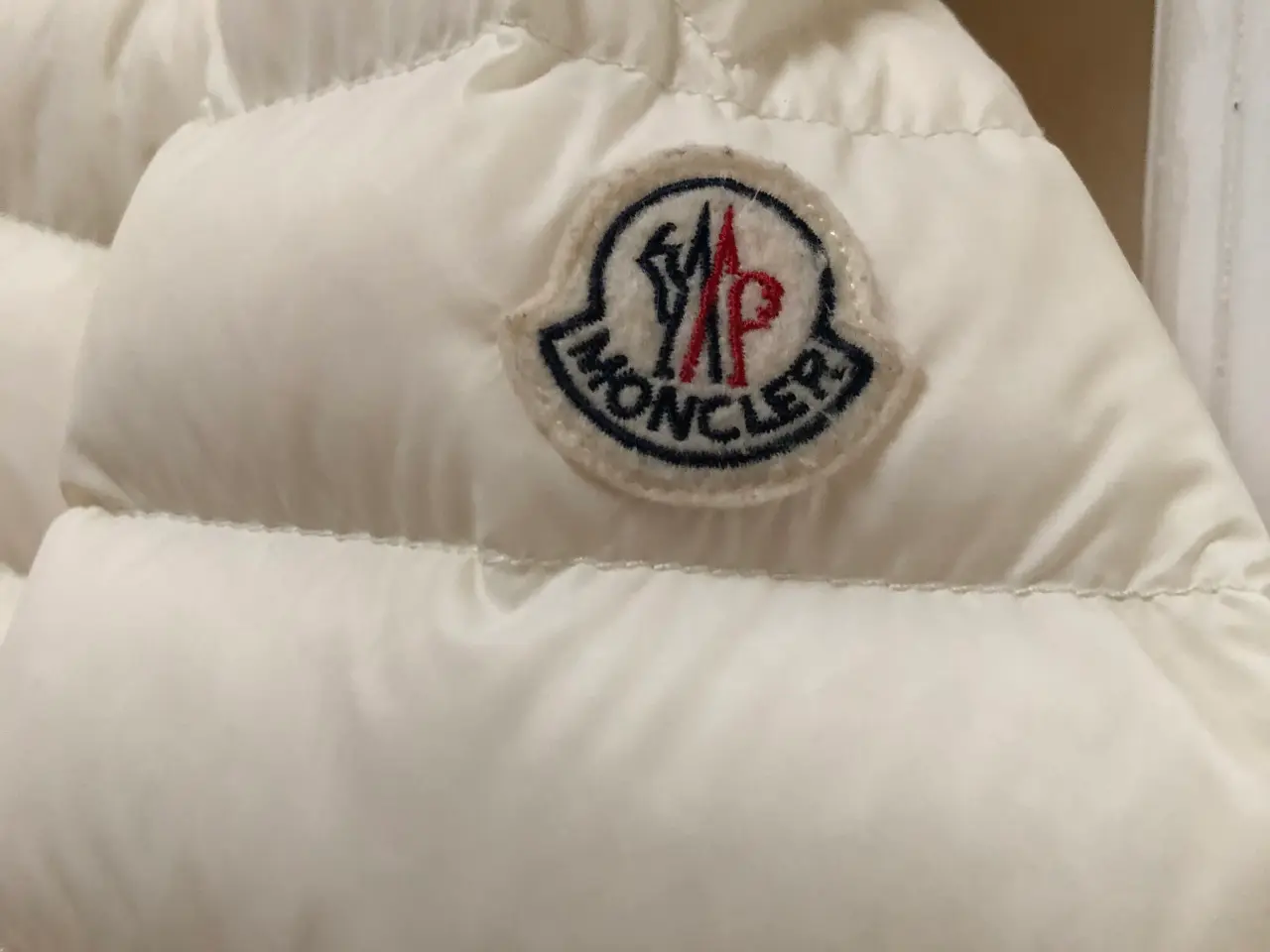 Billede 3 - Flot Ægte Moncler jakke str Xl
