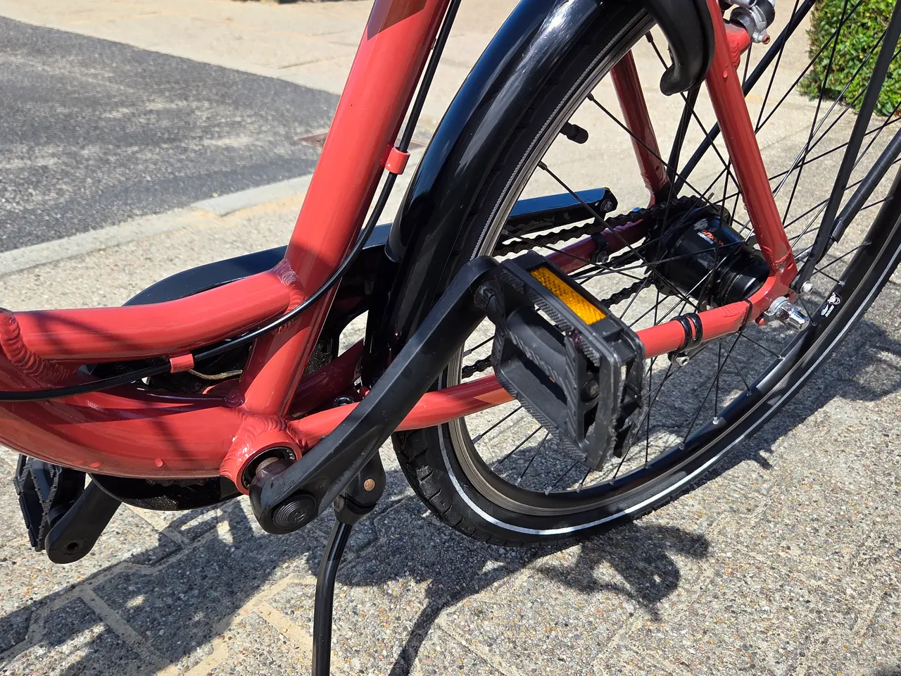 Billede 7 - Cykel med lav indstigning, 26", årg 2024