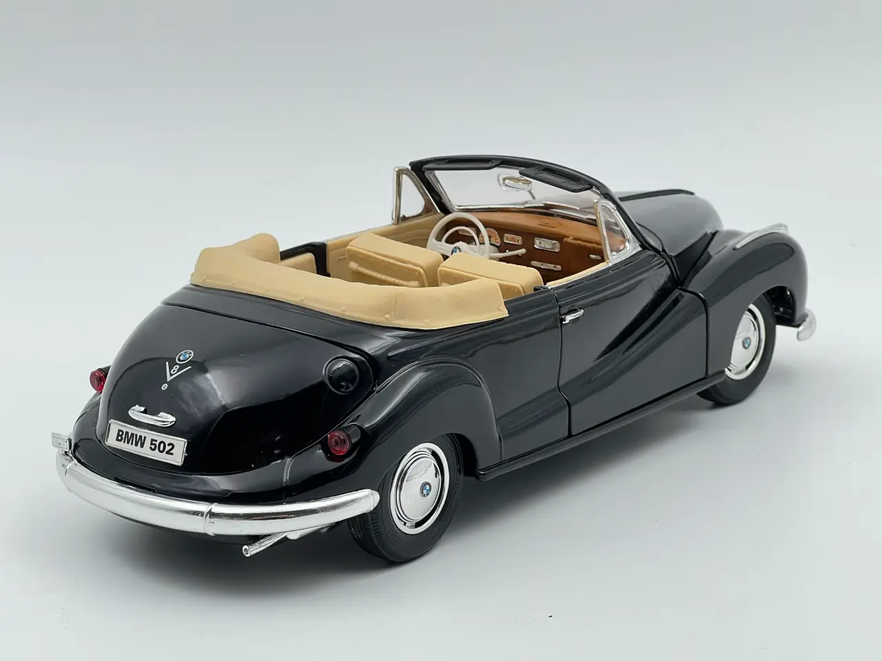 Billede 4 - 1955 BMW 502 V8 Baur-Cabriolet 1:18