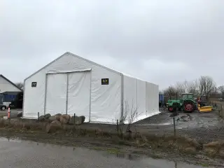 Telthal 10x20x3,3 meter