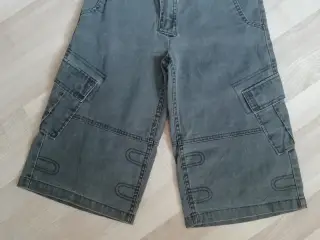 shorts med lårlommer str. 152
