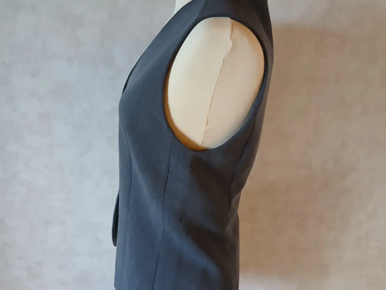 Billede 2 - Vest med knapper