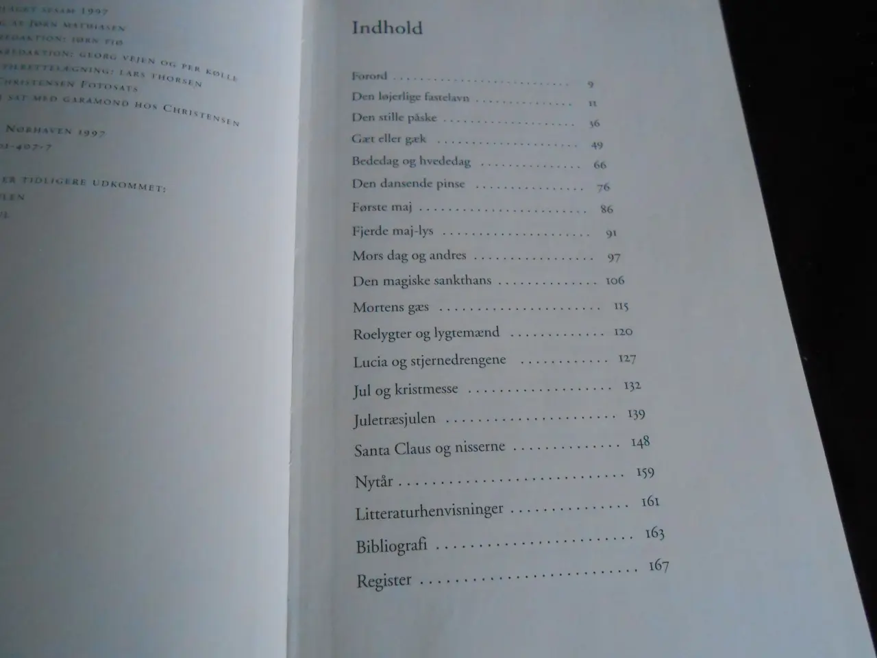 Billede 2 - Det Festlige år -Iørn piø