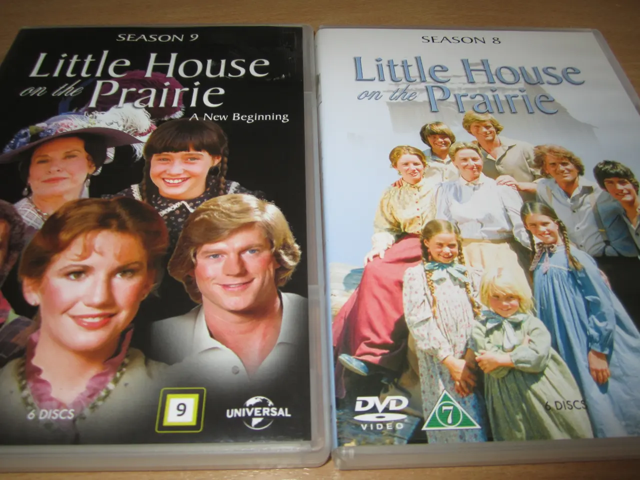 Billede 4 - DET LILLE HUS PÅ PRÆRIEN. 4 x Bokse.