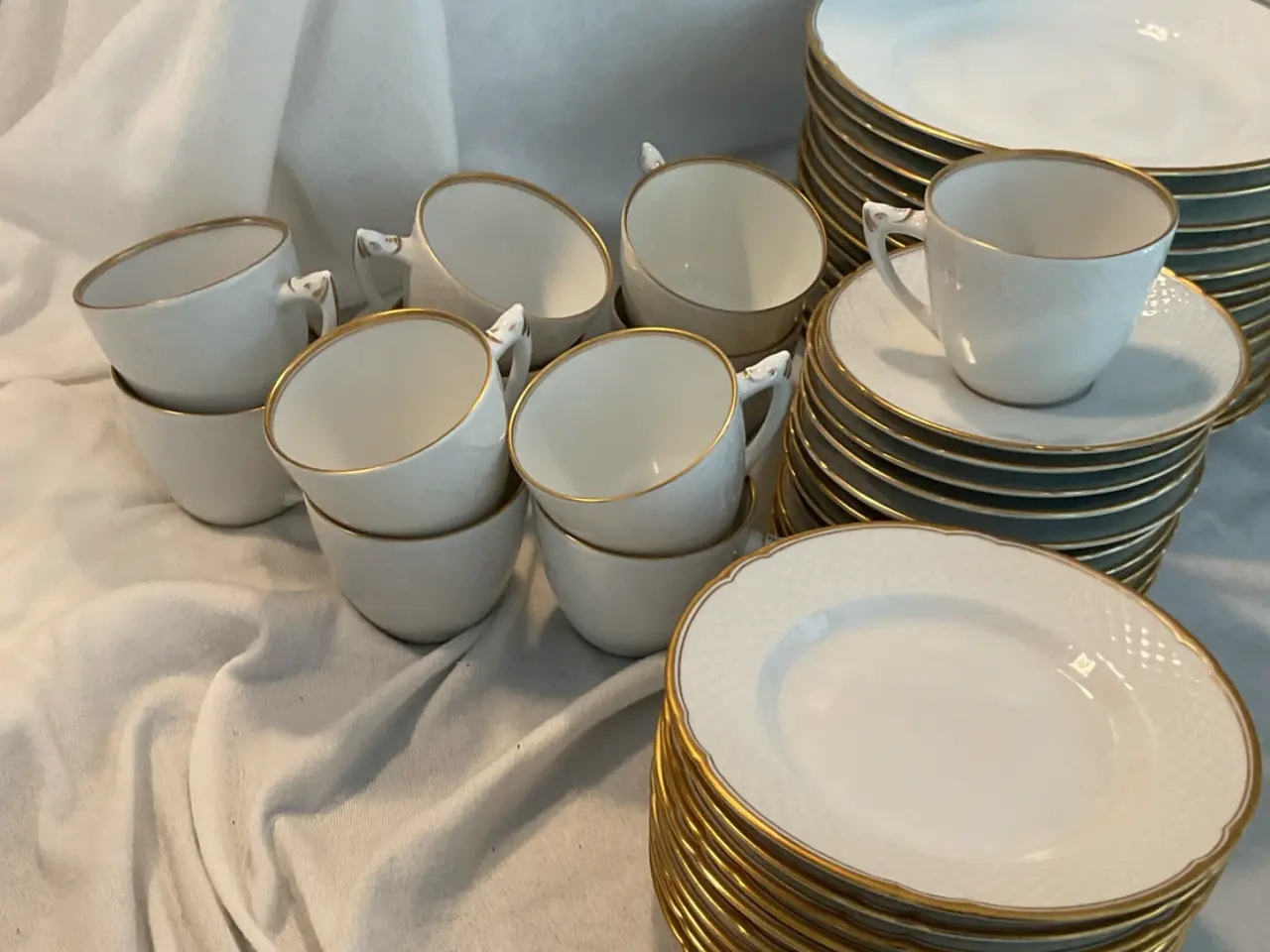 Billede 4 - Stort  B&G Hartmann kaffestel 67 dele