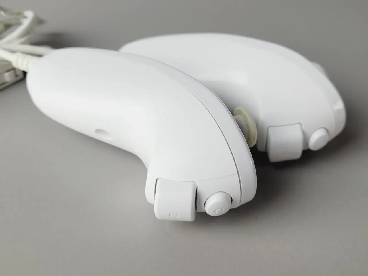 Billede 4 - ⭐️· 🎮 Originale Wii Nunchuk controllere (2 stk.) 