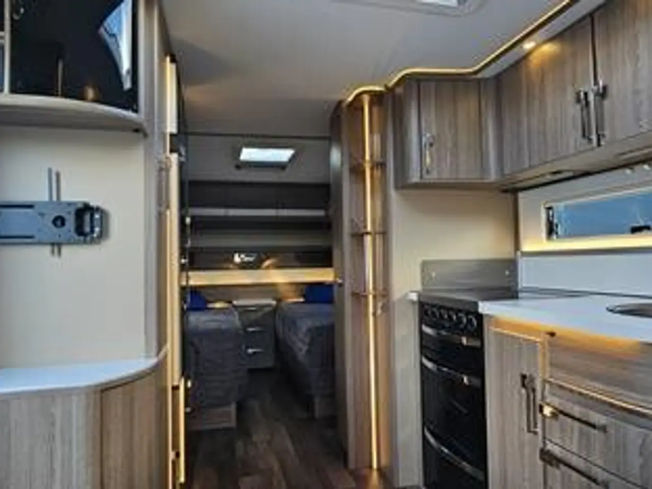Billede 3 - Kabe Royal 600 GLE KS