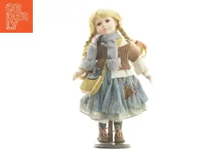Porcelænsdukke med stribet nederdel (str. 45,5 cm)