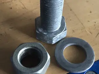 Bolte,skiver og møtrikker