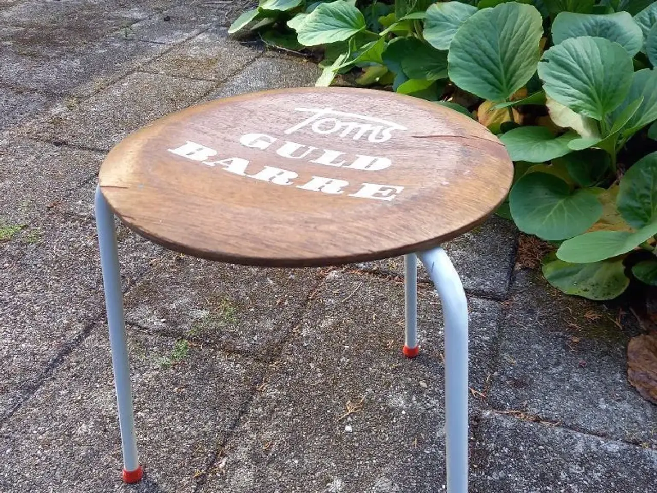Billede 2 - Unik Taburet I teak finer.
