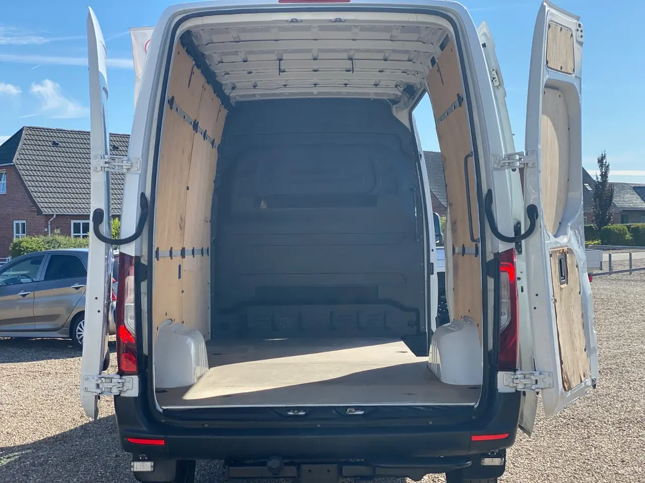 Billede 9 - Mercedes Sprinter 319 2,0 CDi A2 Kassevogn aut. 4x4