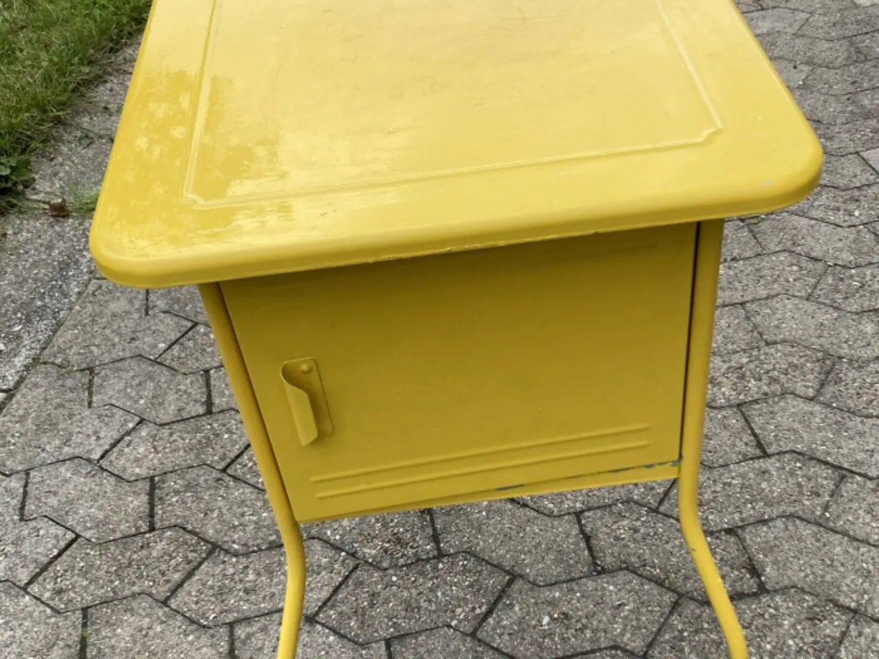 Billede 1 - IKEA – Vettre – metalbord
