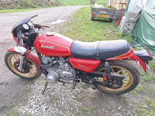 sælges. bennelli 500