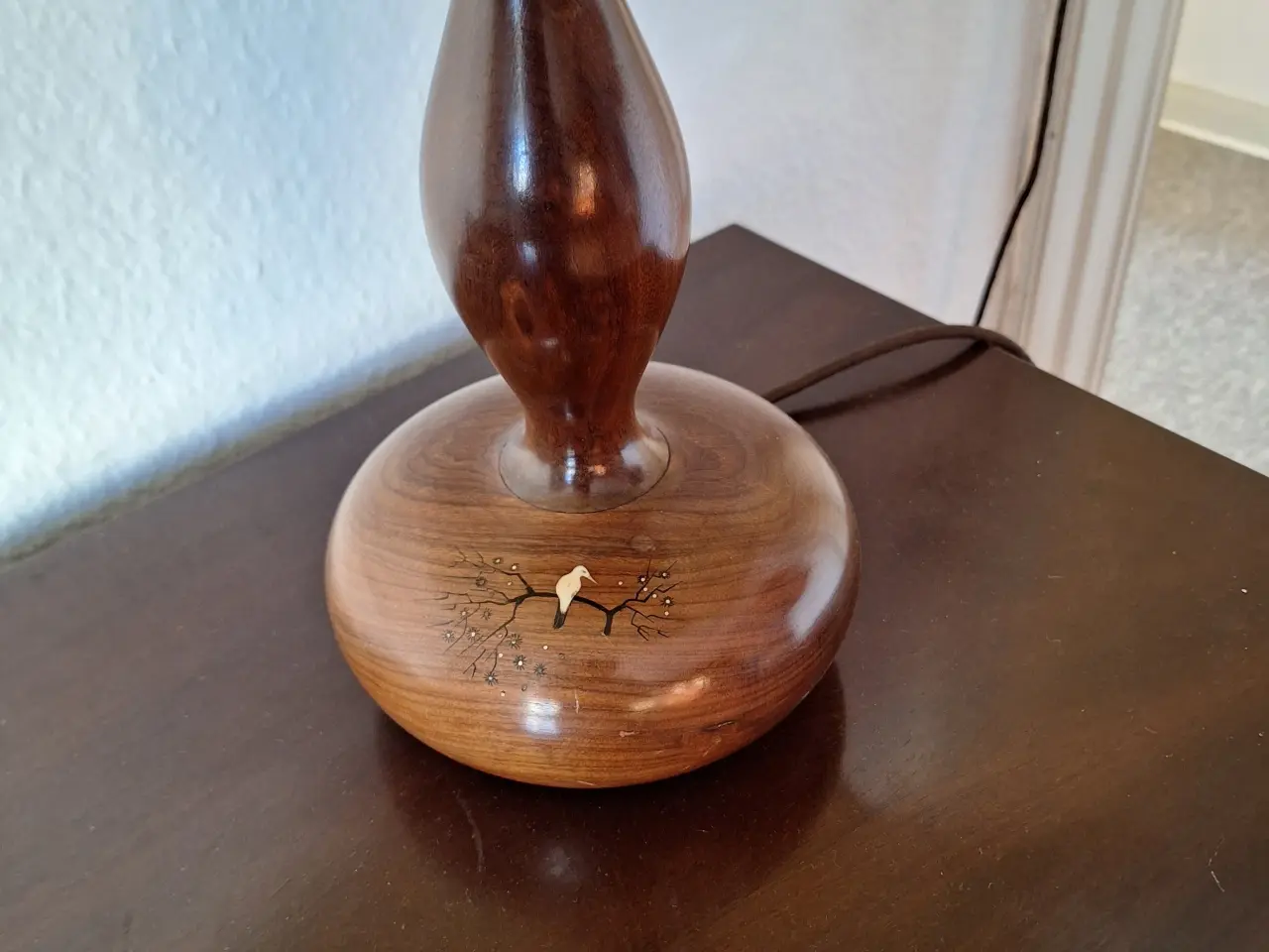 Billede 3 - Sjælden træ bordlampe