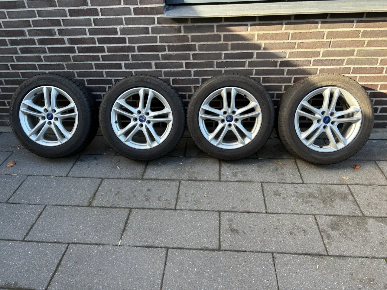 Billede 1 - Ford 17” Alufælge med vinterdæk