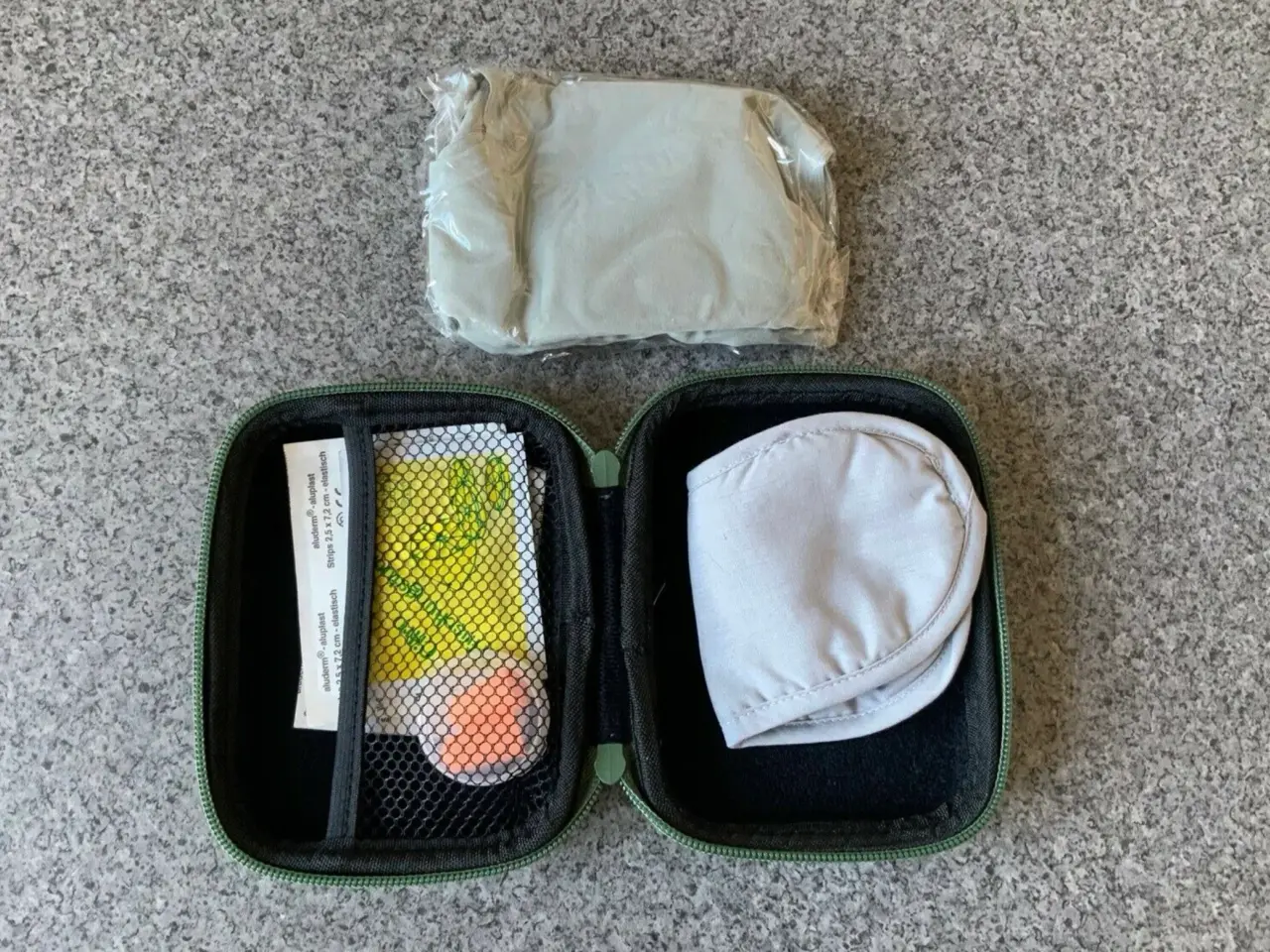 Billede 3 - Toilet- rejsetaske